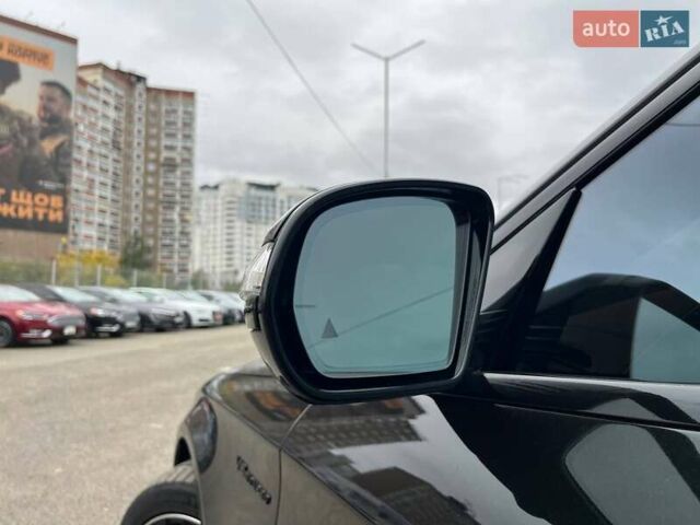 Мерседес С Класс 2018 в Киеве на Automoto.ua Синий Мерседес С Класс, объемом двигателя 3.98 л и пробегом 121 тыс. км за 49990 $, фото 22 на Automoto.ua