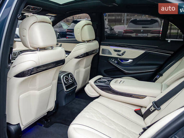 Синий Мерседес С Класс, объемом двигателя 3.98 л и пробегом 120 тыс. км за 47777 $, фото 36 на Automoto.ua