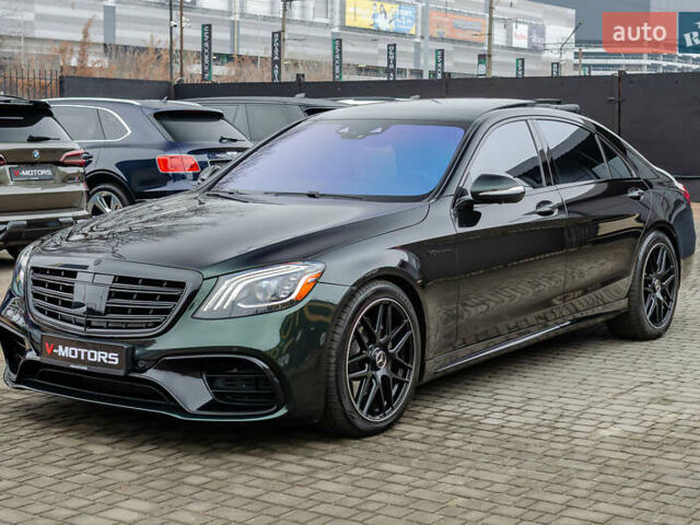 Синий Мерседес С Класс, объемом двигателя 3.98 л и пробегом 120 тыс. км за 47777 $, фото 3 на Automoto.ua