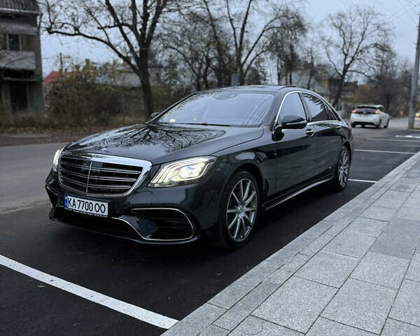 Синий Мерседес С Класс, объемом двигателя 3.98 л и пробегом 43 тыс. км за 63000 $, фото 4 на Automoto.ua