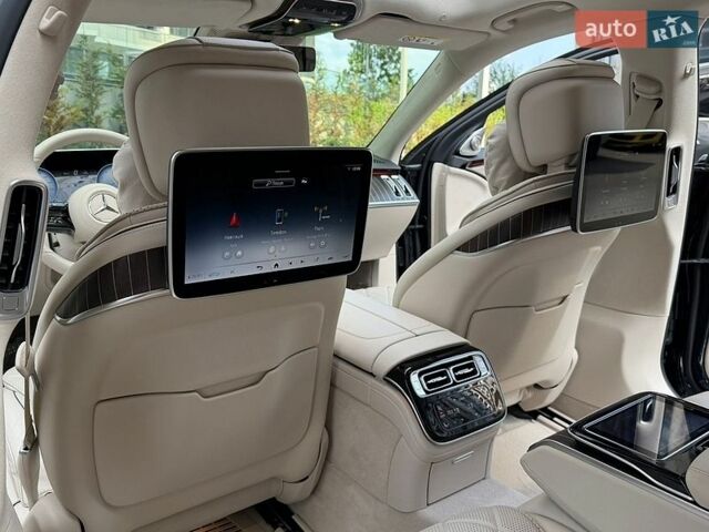 Синій Мерседес С Клас, об'ємом двигуна 3 л та пробігом 25 тис. км за 137000 $, фото 60 на Automoto.ua