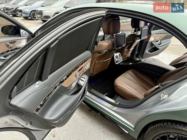 Зелений Мерседес С Клас, об'ємом двигуна 5.5 л та пробігом 122 тис. км за 40900 $, фото 48 на Automoto.ua