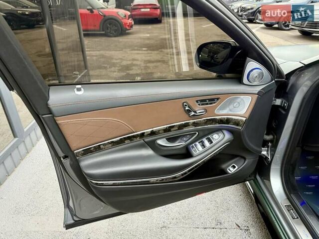 Зелений Мерседес С Клас, об'ємом двигуна 5.5 л та пробігом 122 тис. км за 40900 $, фото 34 на Automoto.ua
