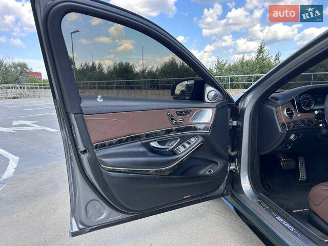 Зелений Мерседес С Клас, об'ємом двигуна 5.46 л та пробігом 120 тис. км за 51999 $, фото 60 на Automoto.ua