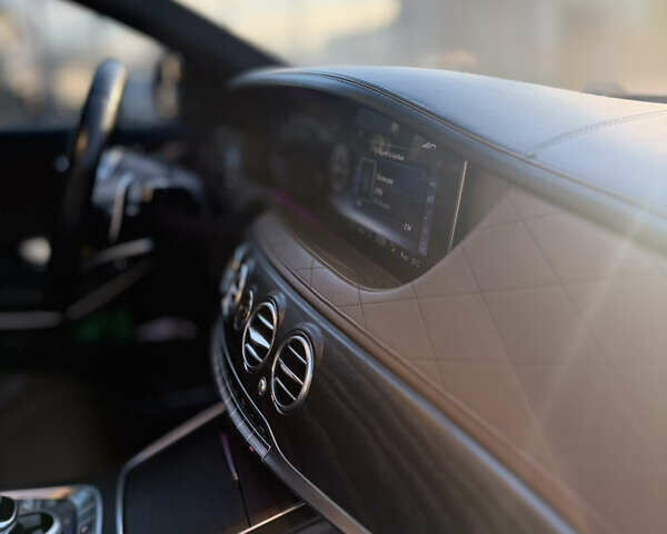 Зеленый Мерседес С Класс, объемом двигателя 4 л и пробегом 150 тыс. км за 74500 $, фото 24 на Automoto.ua