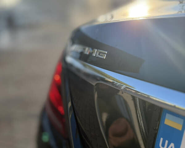 Зеленый Мерседес С Класс, объемом двигателя 4 л и пробегом 150 тыс. км за 74500 $, фото 7 на Automoto.ua