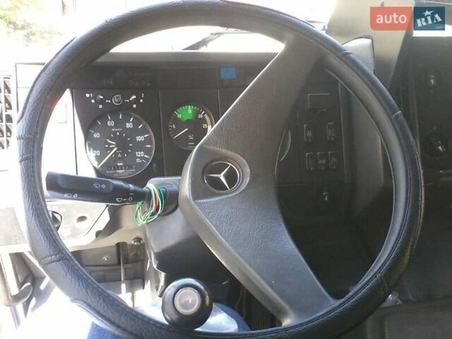 Белый Мерседес SK-Series, объемом двигателя 9.57 л и пробегом 131 тыс. км за 7500 $, фото 3 на Automoto.ua