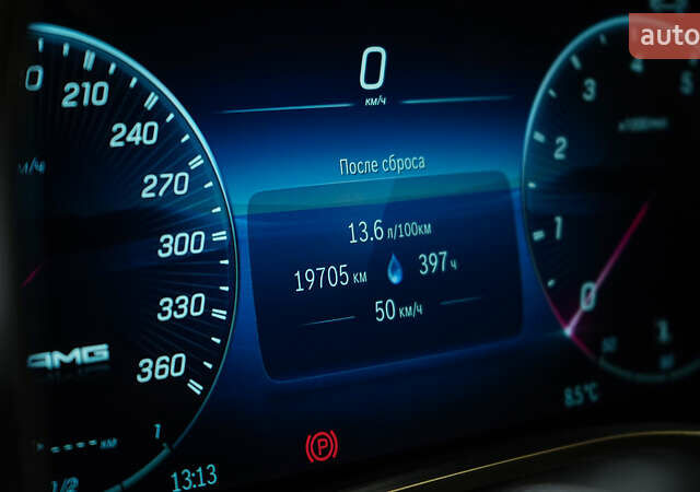 Білий Мерседес СЛ-Клас, об'ємом двигуна 4 л та пробігом 20 тис. км за 205000 $, фото 23 на Automoto.ua