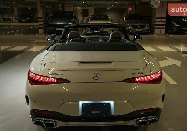 Білий Мерседес СЛ-Клас, об'ємом двигуна 4 л та пробігом 20 тис. км за 205000 $, фото 11 на Automoto.ua