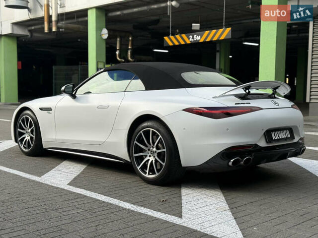 Мерседес СЛ-Клас 2023 у Києві на Automoto.ua Білий Мерседес СЛ-Клас, об'ємом двигуна 2 л та пробігом 15 тис. км за 113000 $, фото 6 на Automoto.ua