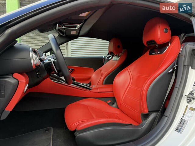 Мерседес СЛ-Клас 2023 у Києві на Automoto.ua Білий Мерседес СЛ-Клас, об'ємом двигуна 2 л та пробігом 15 тис. км за 113000 $, фото 12 на Automoto.ua