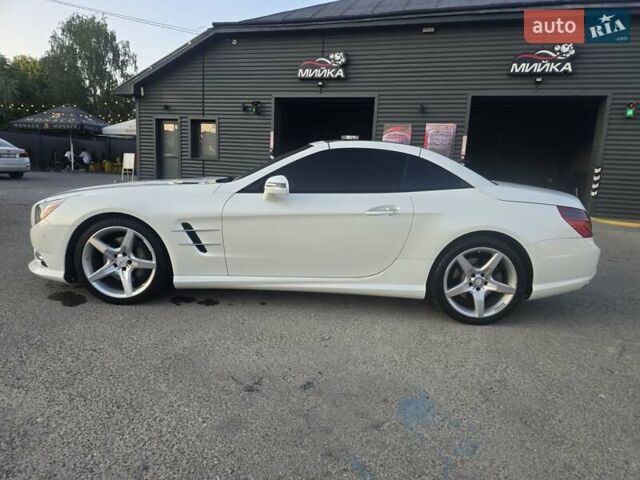 Белый Мерседес СЛ-Класс, объемом двигателя 3 л и пробегом 197 тыс. км за 40000 $, фото 21 на Automoto.ua