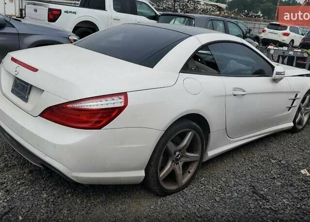 Білий Мерседес СЛ-Клас, об'ємом двигуна 4.66 л та пробігом 40 тис. км за 19990 $, фото 1 на Automoto.ua