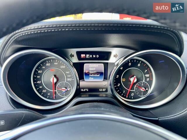 Белый Мерседес СЛ-Класс, объемом двигателя 3 л и пробегом 75 тыс. км за 58999 $, фото 54 на Automoto.ua