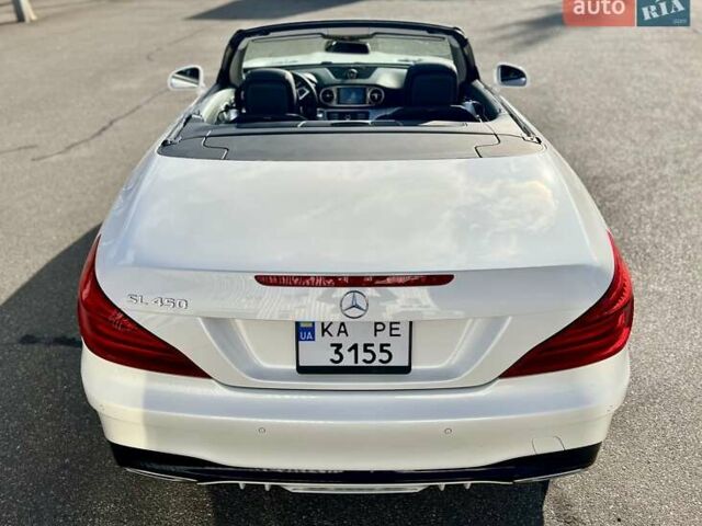 Белый Мерседес СЛ-Класс, объемом двигателя 3 л и пробегом 75 тыс. км за 58999 $, фото 1 на Automoto.ua
