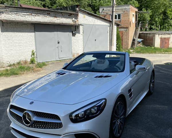 Білий Мерседес СЛ-Клас, об'ємом двигуна 5 л та пробігом 20 тис. км за 74900 $, фото 1 на Automoto.ua