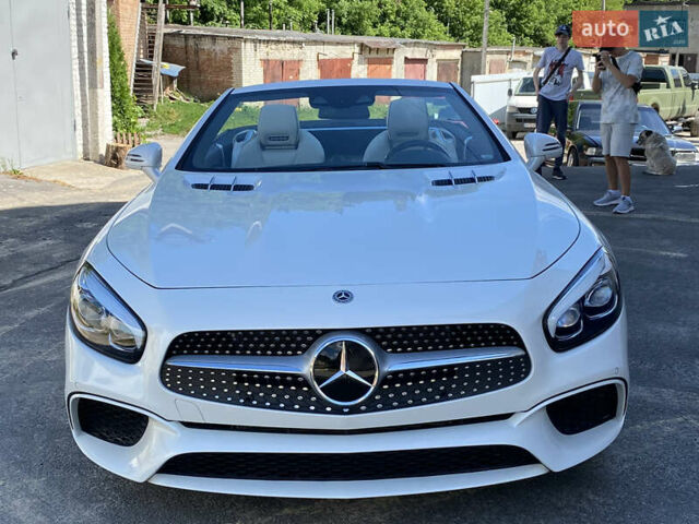 Білий Мерседес СЛ-Клас, об'ємом двигуна 5 л та пробігом 20 тис. км за 74900 $, фото 7 на Automoto.ua