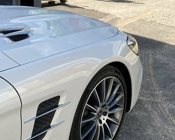 Білий Мерседес СЛ-Клас, об'ємом двигуна 5 л та пробігом 20 тис. км за 74900 $, фото 15 на Automoto.ua