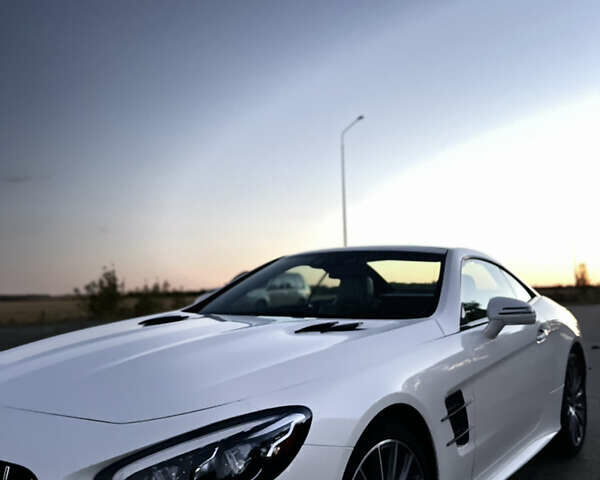 Білий Мерседес СЛ-Клас, об'ємом двигуна 5 л та пробігом 20 тис. км за 74900 $, фото 40 на Automoto.ua