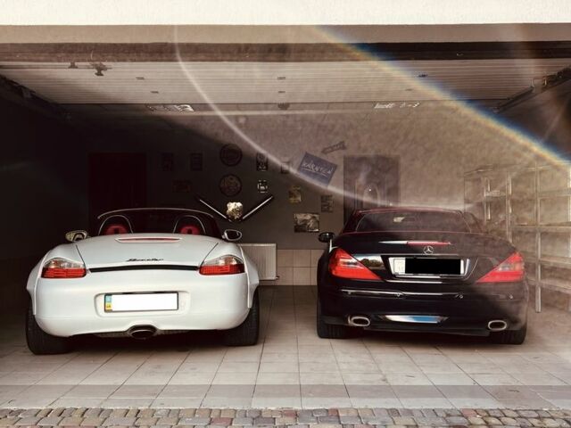 Чорний Мерседес СЛ-Клас, об'ємом двигуна 0 л та пробігом 133 тис. км за 15000 $, фото 12 на Automoto.ua