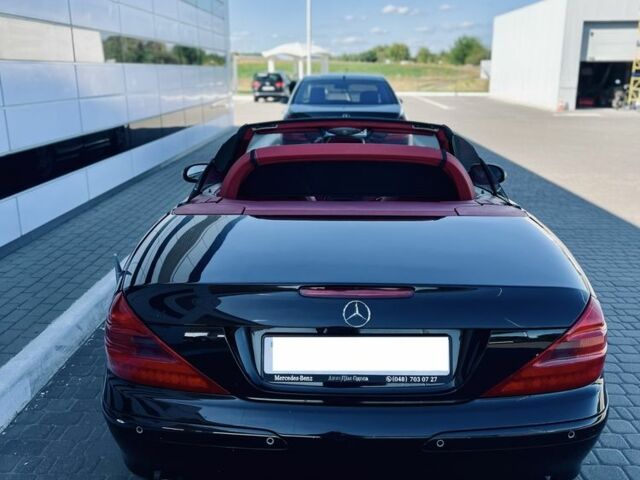 Чорний Мерседес СЛ-Клас, об'ємом двигуна 0 л та пробігом 133 тис. км за 11999 $, фото 15 на Automoto.ua