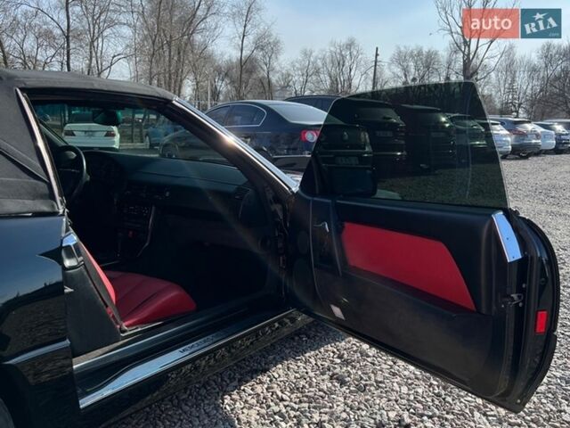 Черный Мерседес СЛ-Класс, объемом двигателя 4.97 л и пробегом 187 тыс. км за 49000 $, фото 18 на Automoto.ua