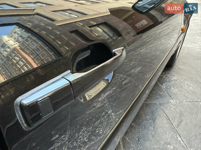 Черный Мерседес СЛ-Класс, объемом двигателя 5 л и пробегом 107 тыс. км за 80000 $, фото 50 на Automoto.ua