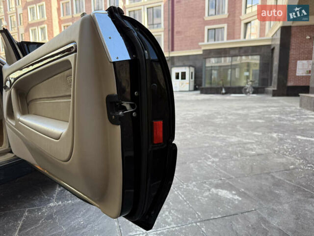 Черный Мерседес СЛ-Класс, объемом двигателя 5 л и пробегом 107 тыс. км за 80000 $, фото 48 на Automoto.ua