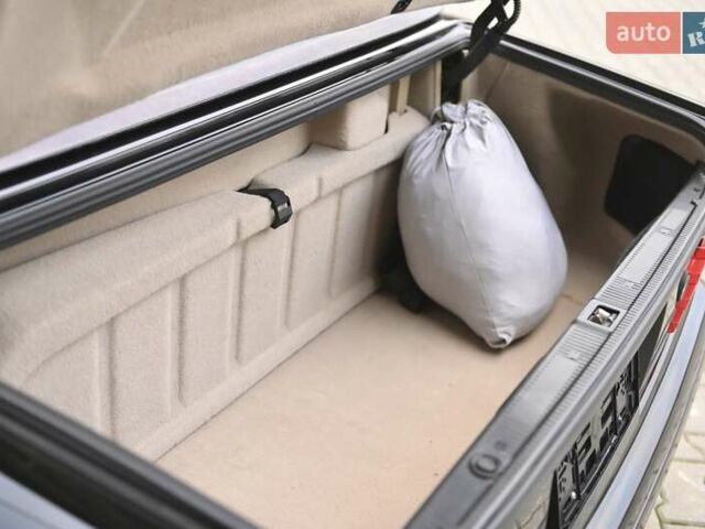 Черный Мерседес СЛ-Класс, объемом двигателя 5 л и пробегом 107 тыс. км за 79999 $, фото 37 на Automoto.ua