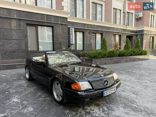 Черный Мерседес СЛ-Класс, объемом двигателя 5 л и пробегом 107 тыс. км за 80000 $, фото 10 на Automoto.ua