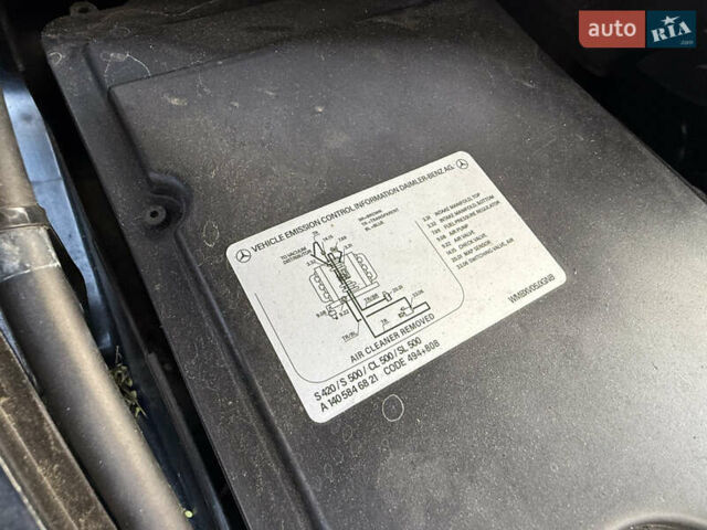 Черный Мерседес СЛ-Класс, объемом двигателя 5 л и пробегом 107 тыс. км за 80000 $, фото 70 на Automoto.ua