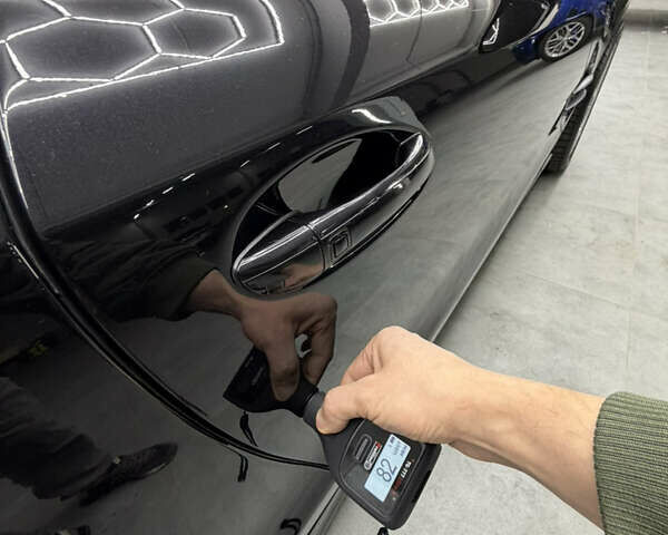 Чорний Мерседес СЛ-Клас, об'ємом двигуна 4.97 л та пробігом 60 тис. км за 39999 $, фото 39 на Automoto.ua