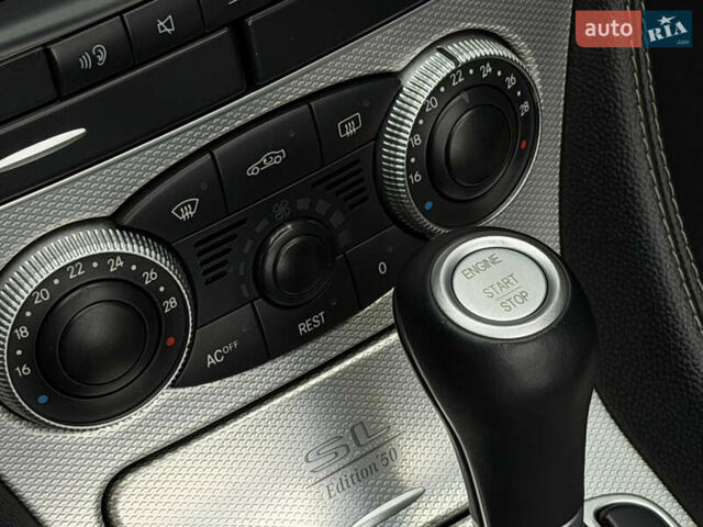 Чорний Мерседес СЛ-Клас, об'ємом двигуна 4.97 л та пробігом 60 тис. км за 39999 $, фото 114 на Automoto.ua