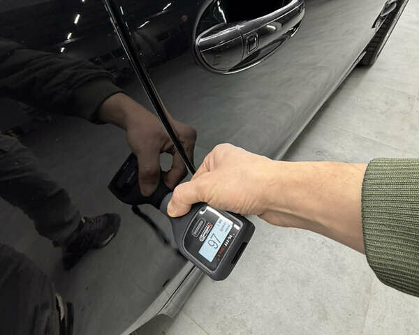 Чорний Мерседес СЛ-Клас, об'ємом двигуна 4.97 л та пробігом 60 тис. км за 39999 $, фото 40 на Automoto.ua