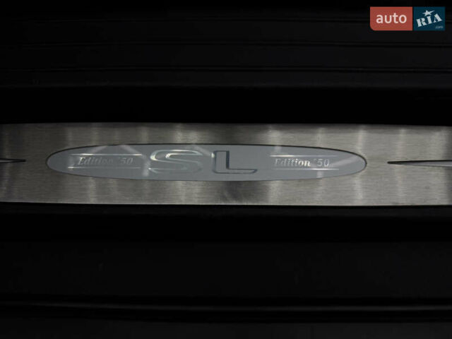 Чорний Мерседес СЛ-Клас, об'ємом двигуна 4.97 л та пробігом 60 тис. км за 39999 $, фото 111 на Automoto.ua