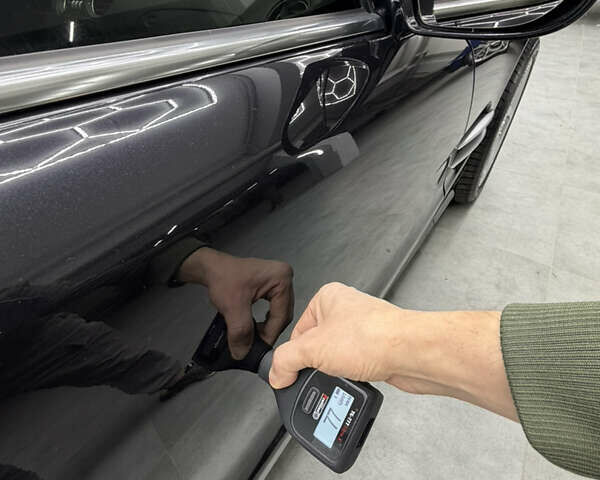 Чорний Мерседес СЛ-Клас, об'ємом двигуна 4.97 л та пробігом 60 тис. км за 39999 $, фото 38 на Automoto.ua