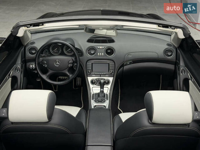 Чорний Мерседес СЛ-Клас, об'ємом двигуна 4.97 л та пробігом 60 тис. км за 39999 $, фото 99 на Automoto.ua