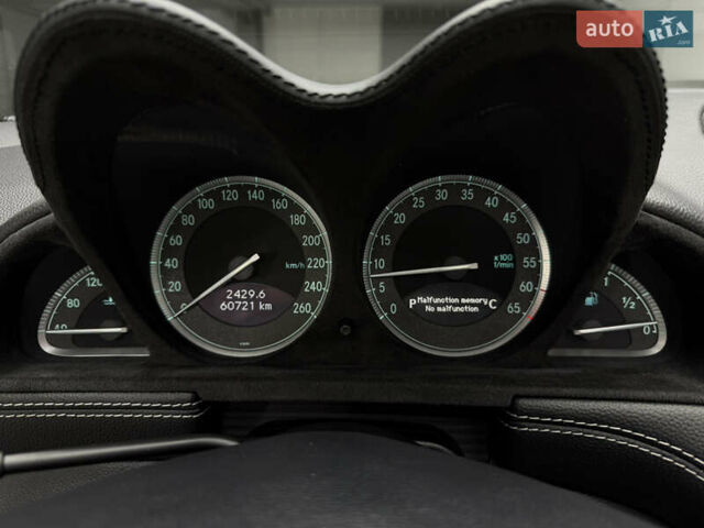 Чорний Мерседес СЛ-Клас, об'ємом двигуна 4.97 л та пробігом 60 тис. км за 39999 $, фото 124 на Automoto.ua