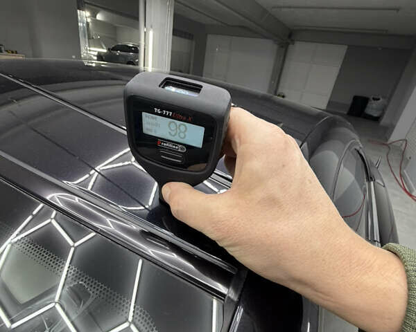 Черный Мерседес СЛ-Класс, объемом двигателя 4.97 л и пробегом 60 тыс. км за 39999 $, фото 63 на Automoto.ua