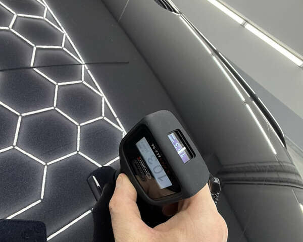 Чорний Мерседес СЛ-Клас, об'ємом двигуна 4.97 л та пробігом 60 тис. км за 39999 $, фото 34 на Automoto.ua