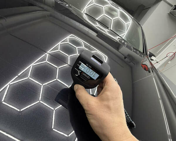 Чорний Мерседес СЛ-Клас, об'ємом двигуна 4.97 л та пробігом 60 тис. км за 39999 $, фото 61 на Automoto.ua