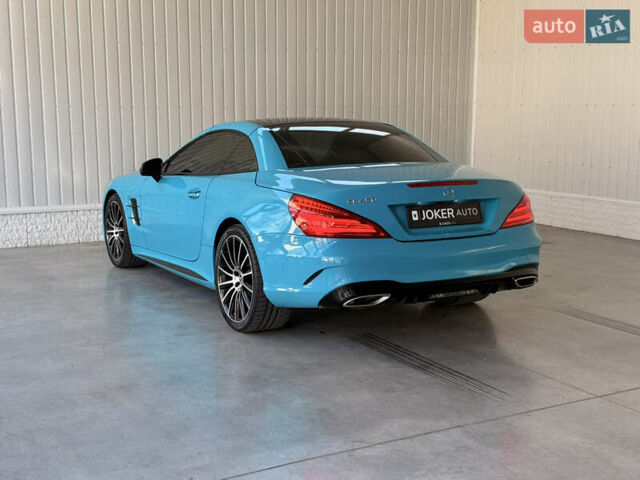 Черный Мерседес СЛ-Класс, объемом двигателя 3 л и пробегом 79 тыс. км за 55000 $, фото 9 на Automoto.ua