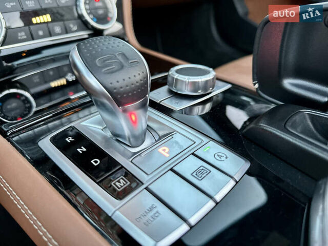 Чорний Мерседес СЛ-Клас, об'ємом двигуна 4.7 л та пробігом 26 тис. км за 66900 $, фото 37 на Automoto.ua