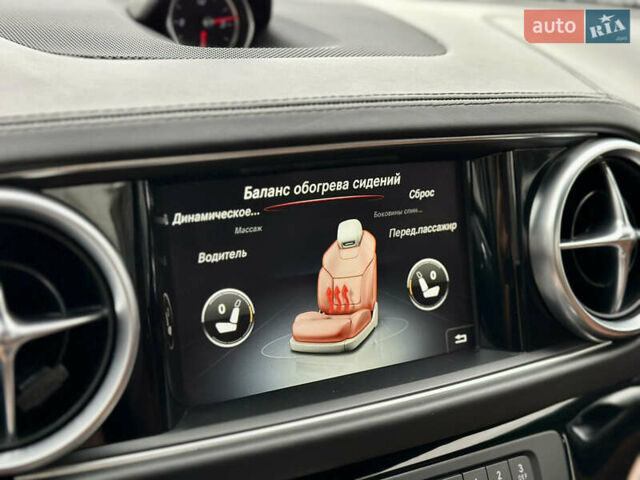 Чорний Мерседес СЛ-Клас, об'ємом двигуна 4.7 л та пробігом 26 тис. км за 66900 $, фото 61 на Automoto.ua