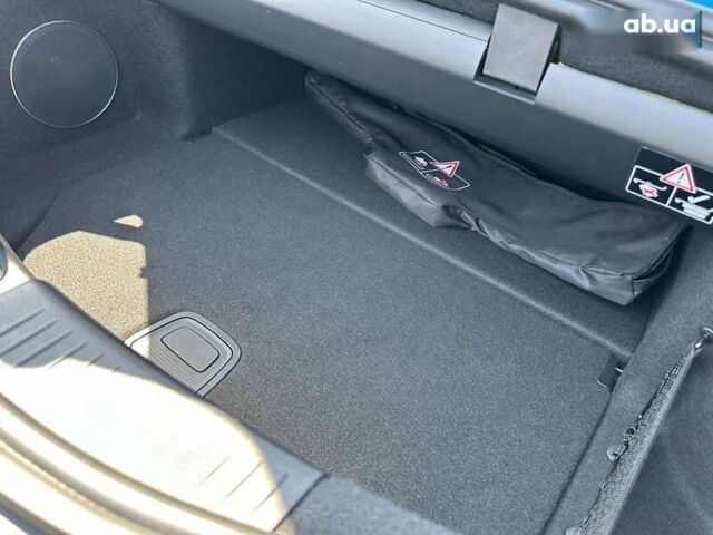 Мерседес СЛ-Клас, об'ємом двигуна 4 л та пробігом 9 тис. км за 159999 $, фото 29 на Automoto.ua