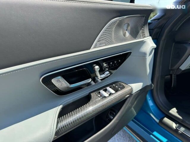 Мерседес СЛ-Клас, об'ємом двигуна 4 л та пробігом 9 тис. км за 159999 $, фото 8 на Automoto.ua