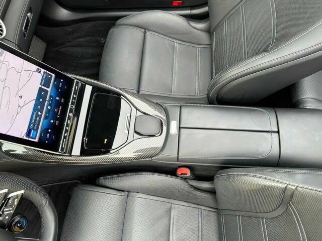 Желтый Мерседес СЛ-Класс, объемом двигателя 4 л и пробегом 24 тыс. км за 52000 $, фото 8 на Automoto.ua