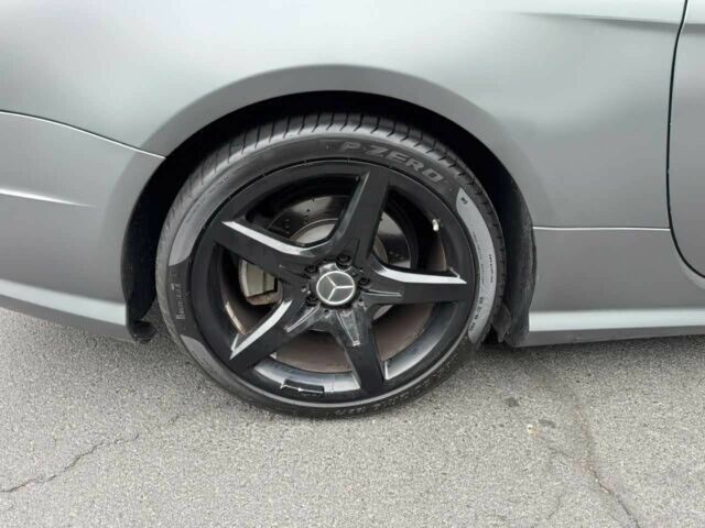 Сірий Мерседес СЛ-Клас, об'ємом двигуна 4.7 л та пробігом 84 тис. км за 8600 $, фото 13 на Automoto.ua