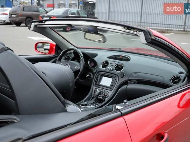 Серый Мерседес СЛ-Класс, объемом двигателя 3.72 л и пробегом 87 тыс. км за 24500 $, фото 42 на Automoto.ua