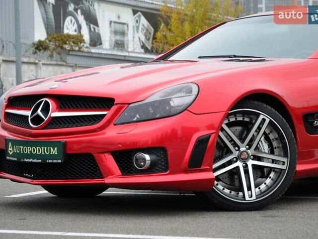 Серый Мерседес СЛ-Класс, объемом двигателя 3.7 л и пробегом 87 тыс. км за 24500 $, фото 11 на Automoto.ua